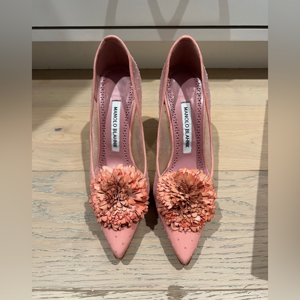 Manolo Blahnik Pink Mesh Heels size 34.5